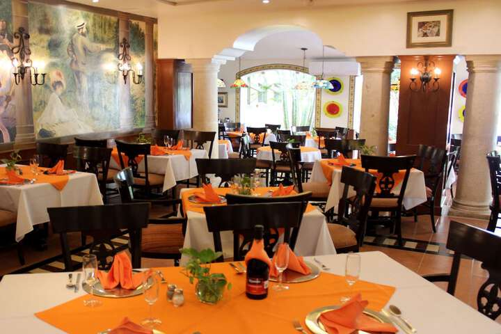 Dining Photos