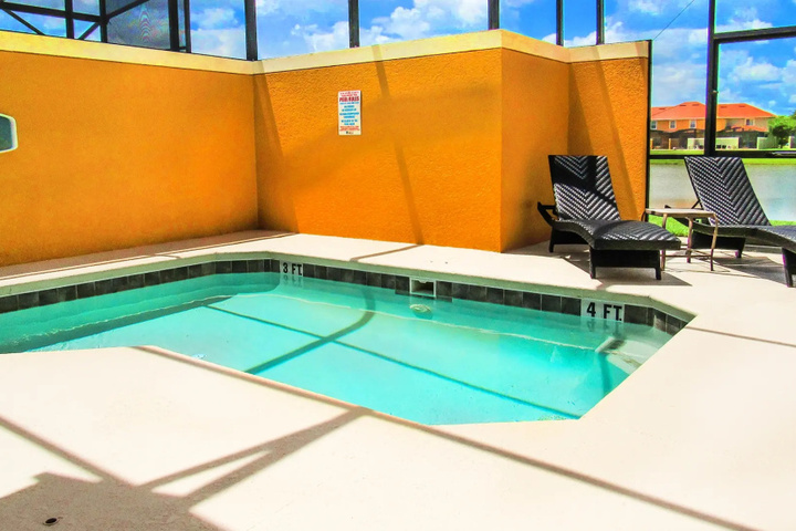 Pool 9 of 17