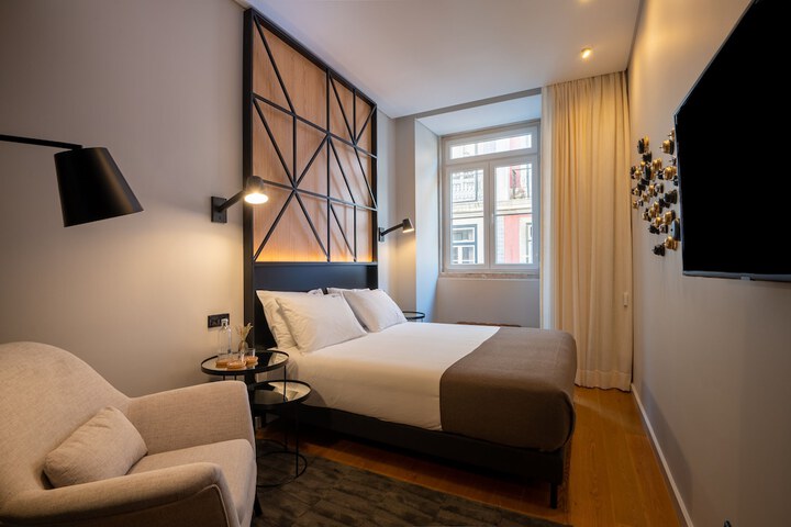 Room 48 of 71