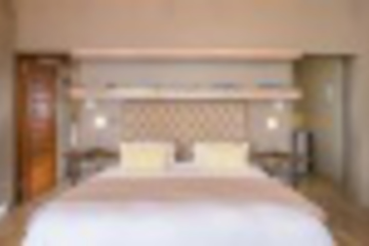 Room 580 of 648