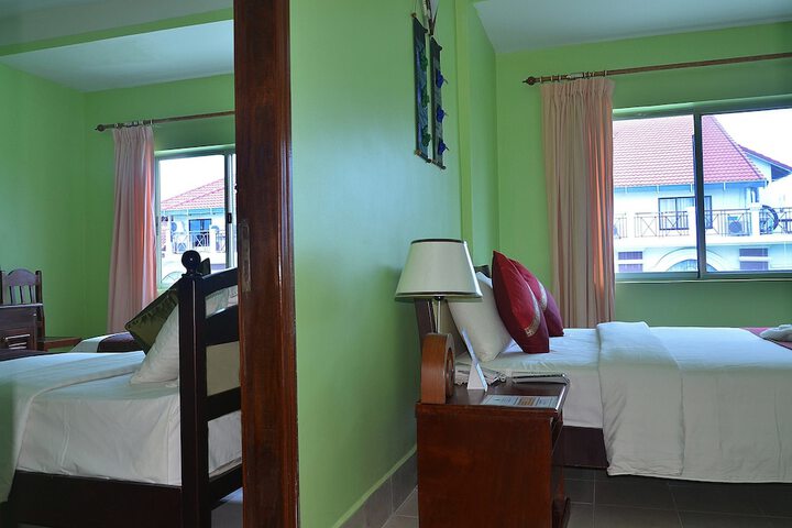 Room 9 of 65
