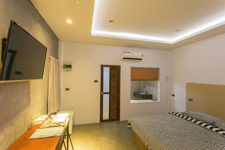 Room 7 of 49