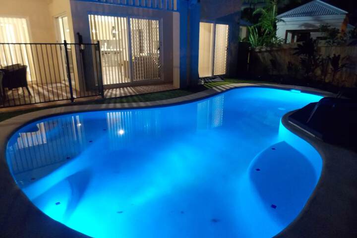 Pool 81 of 91