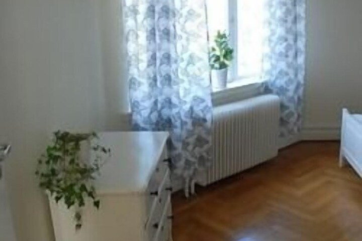 Room 4 of 57
