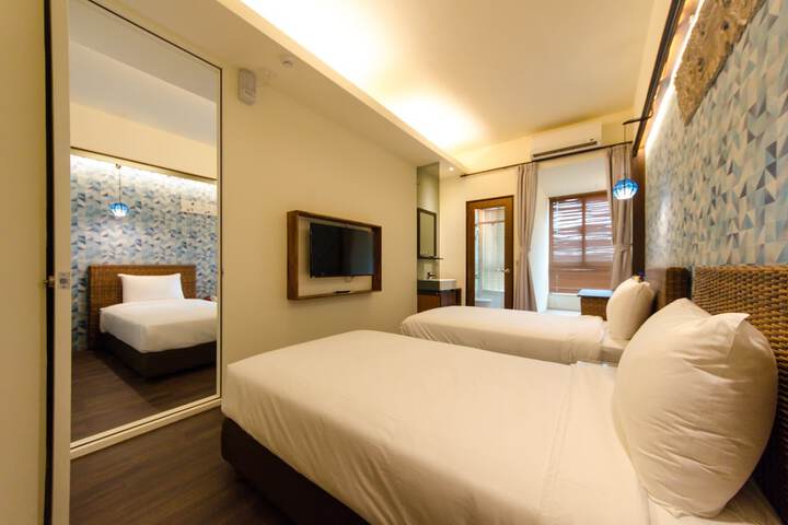 Room 32 of 116