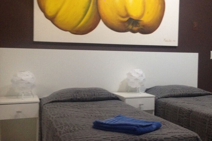 Room 15 of 62
