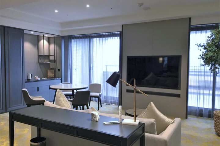 Room 30 of 75