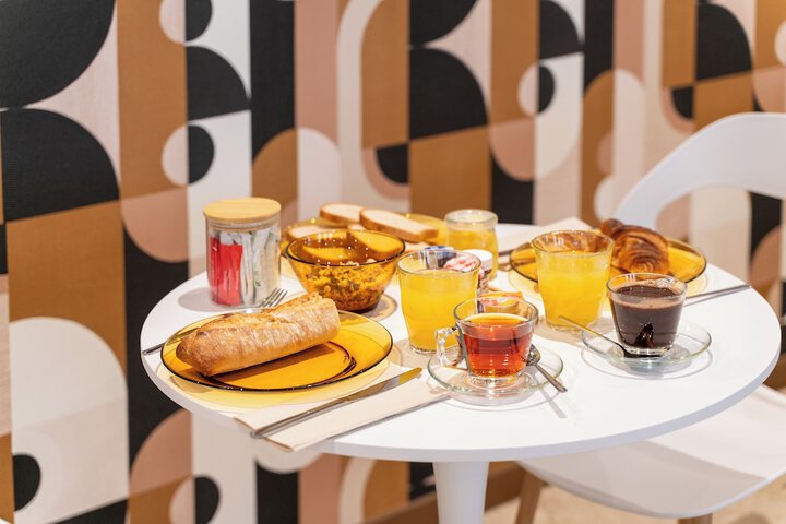 Breakfast/Coffee Service 34 of 63