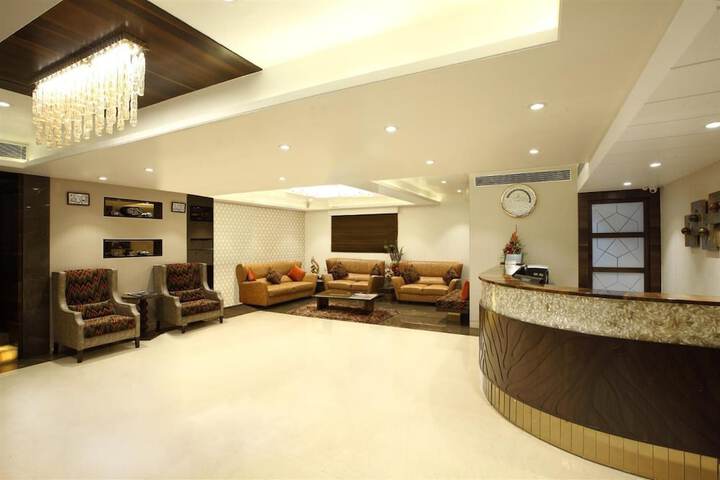 Hotel Interior 4 of 60