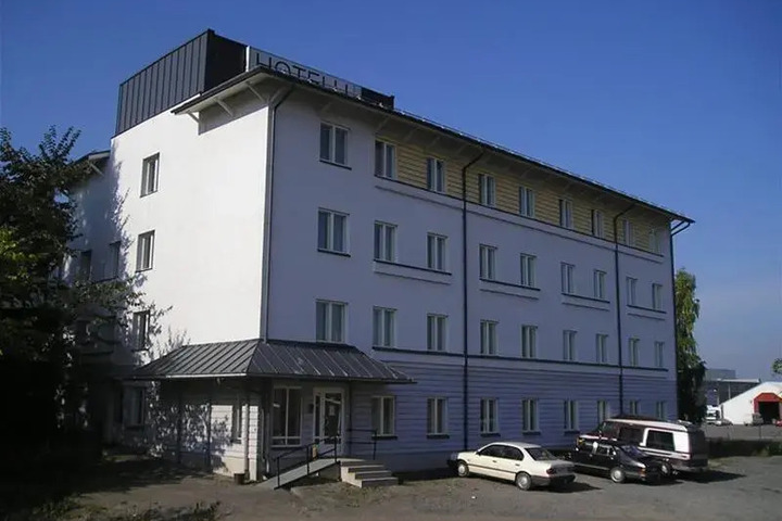 HOTEL ARTUKAISTEN PAVILJONKI