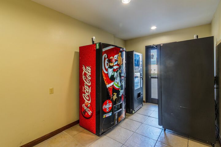 Vending machine