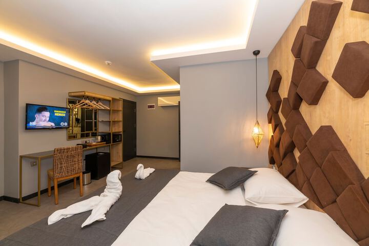 Room 11 of 45
