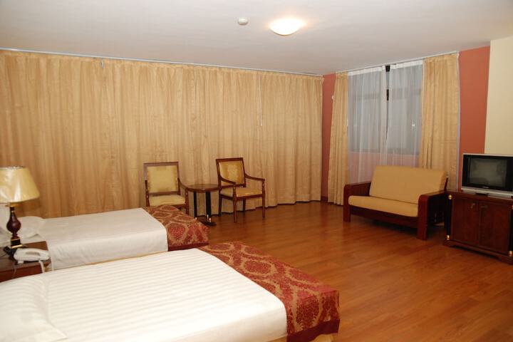 Room 11 of 54