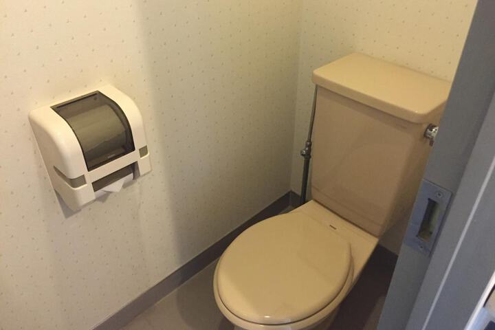 Room 13 of 43