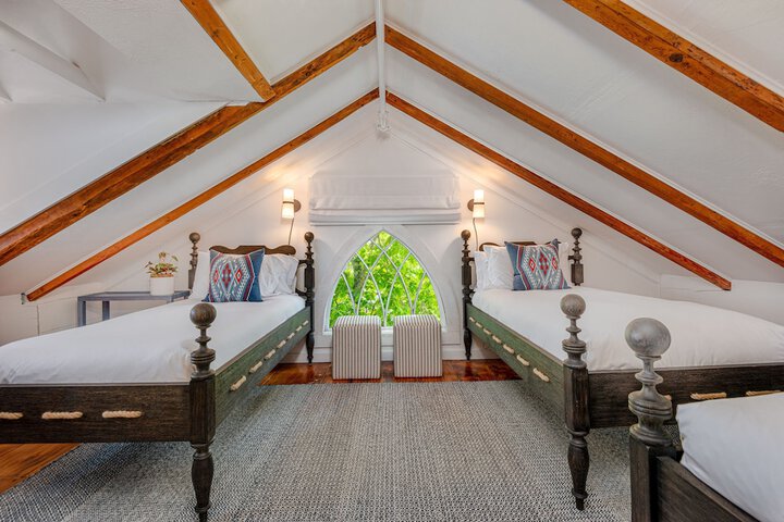 Room 3 of 26