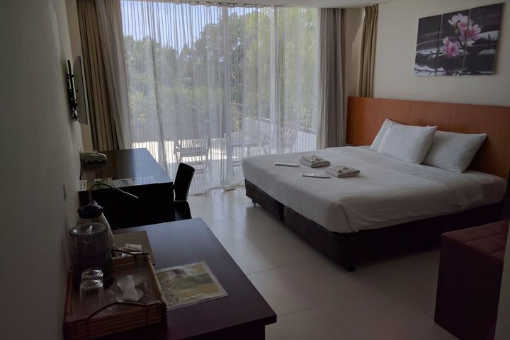 Room 34 of 159