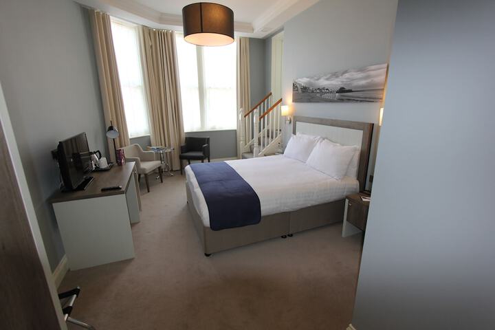 Room 10 of 59