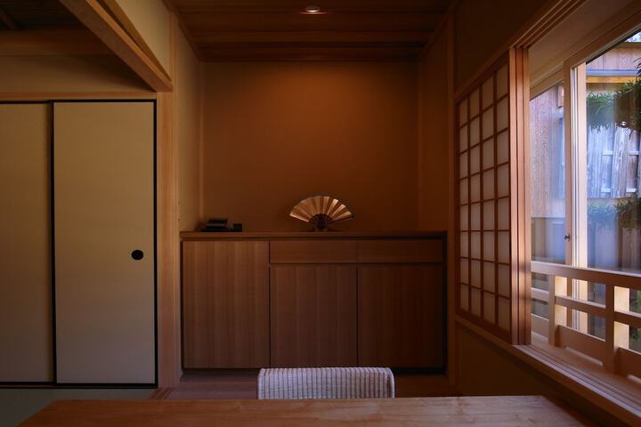 Room 12 of 60