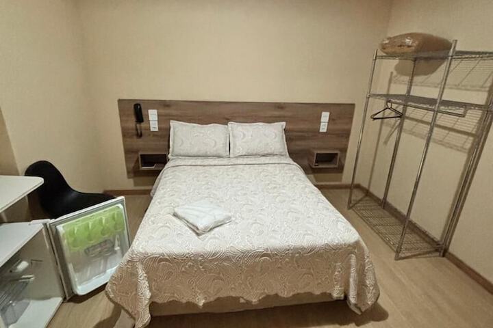 Room 21 of 35