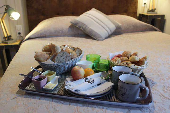 Breakfast/Coffee Service 58 of 78