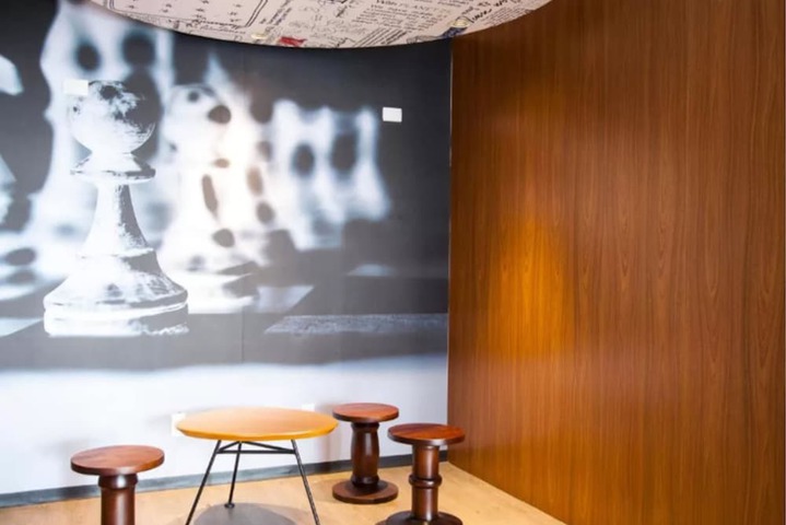 Guest Lobby