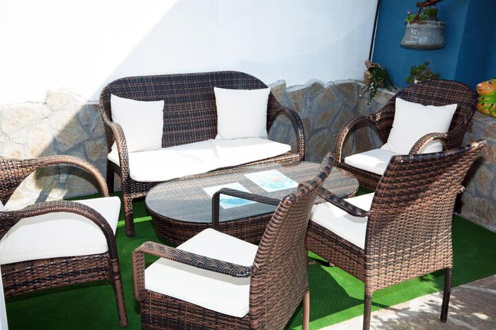 Lounge 57 of 92