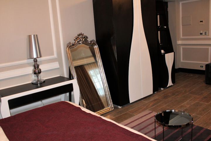 Room 10 of 67
