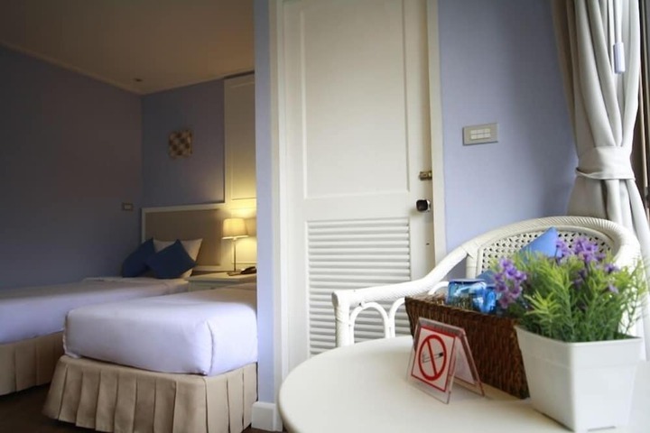 Room 19 of 30