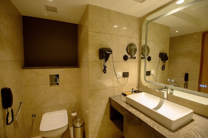Room 41 of 111