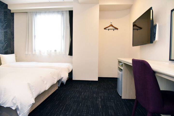Room 14 of 61