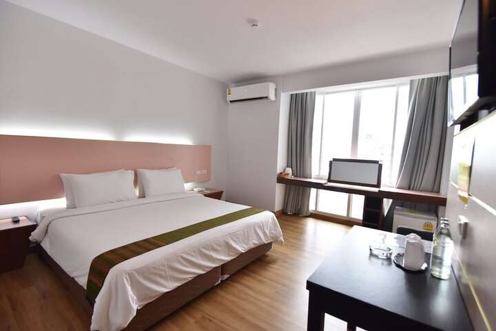 Room 13 of 45