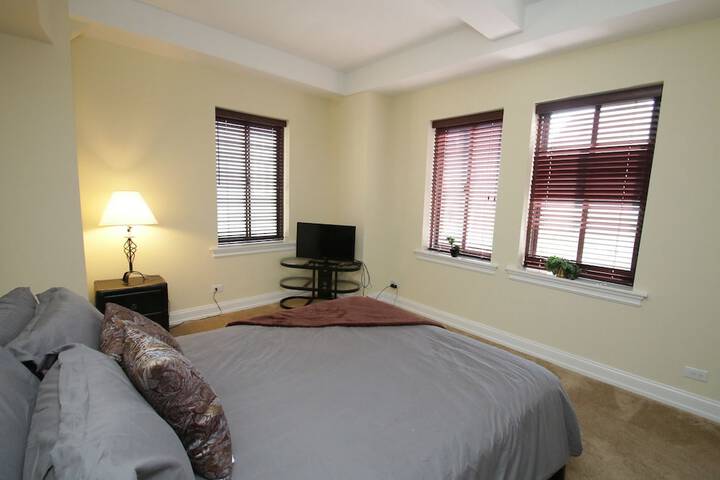 Room 4 of 23