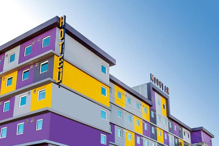 Hotel 42 of 44