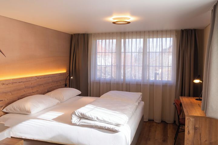 Room 30 of 125