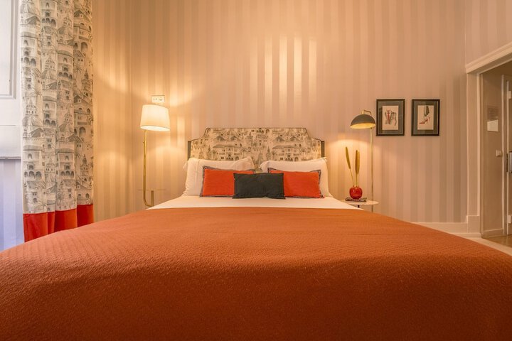 Room 17 of 60