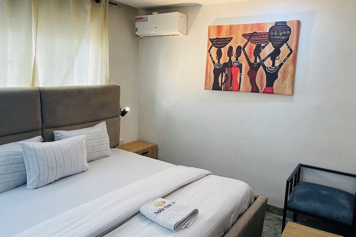Room 12 of 43