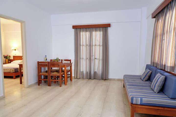 Room 15 of 128