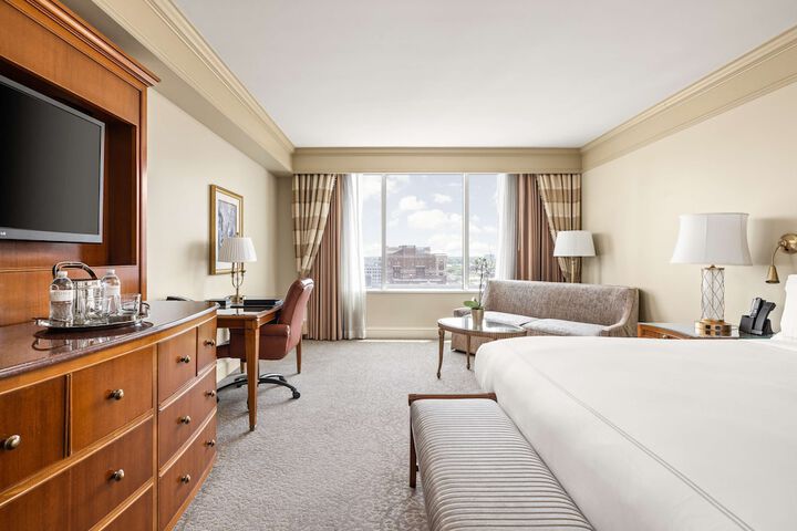 Room 41 of 182