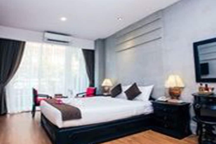 Room 10 of 62