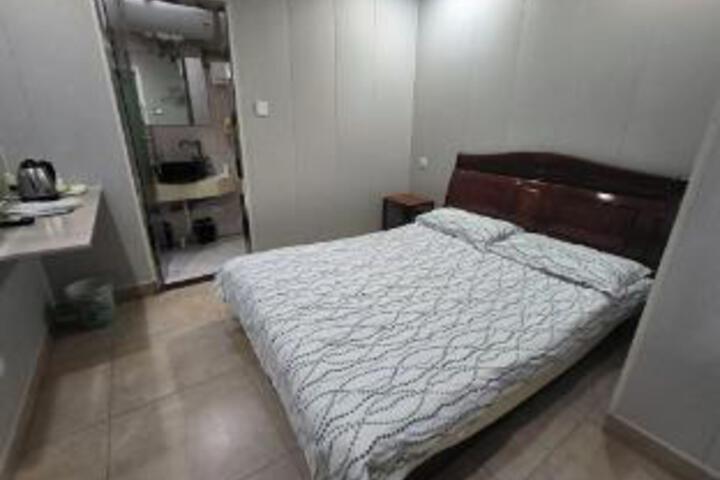 Room 12 of 13
