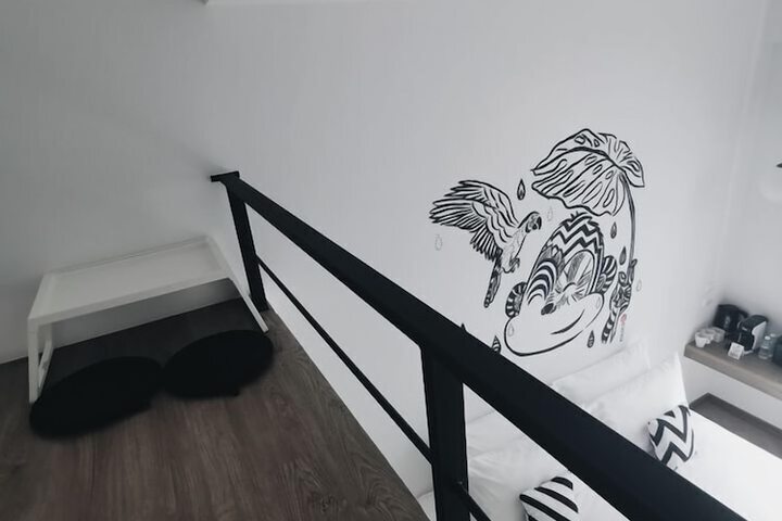 Room 26 of 58