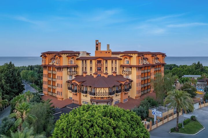 Villa Side Hotel