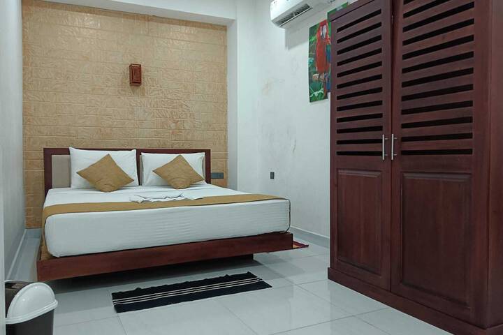 Room 62 of 67