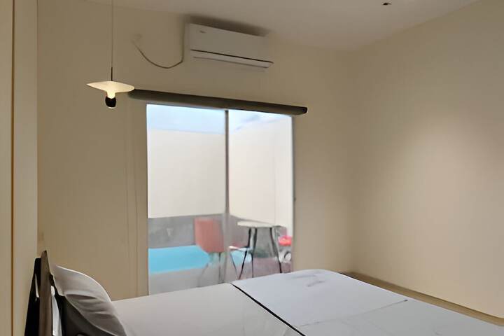 Room 41 of 79