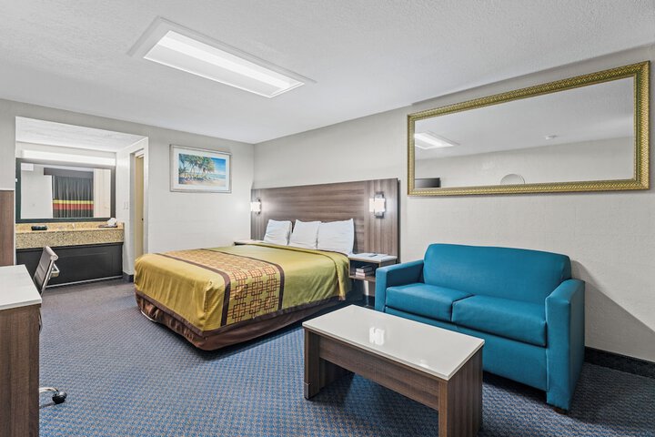Room 15 of 88