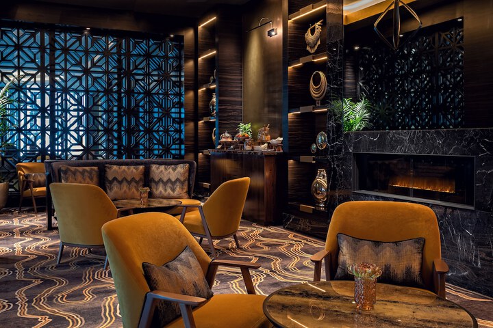 Lounge 59 of 67