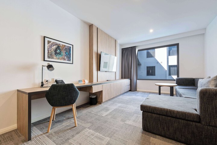 Room 15 of 64