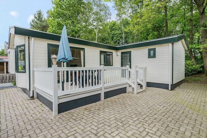 Chalet in Parc de Kievit With Large Garden in Baarle-Nassau