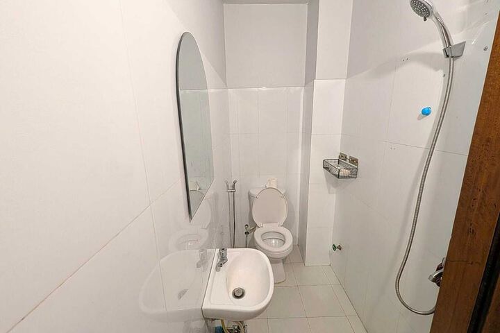 Room 3 of 7