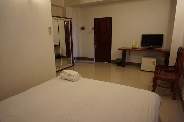 Room 7 of 20